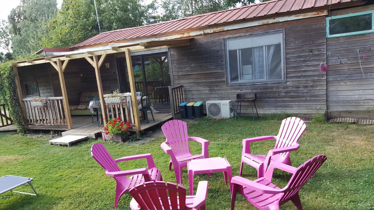 Отель Camping La Viotterie La Boissiere  Экстерьер фото